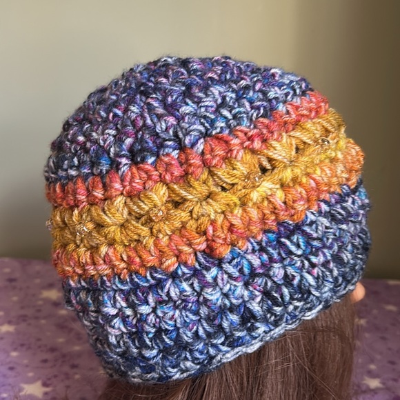 Colorful Knit Beanie with Blue Flower Accent medium soft acrylic yarn new - Picture 4 of 10